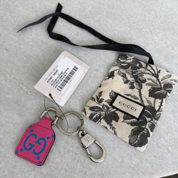 GUCCI GG Embossed Leather Metal Bag Charm Key Chain Pink 625607 NWT - Picture 2 of 6